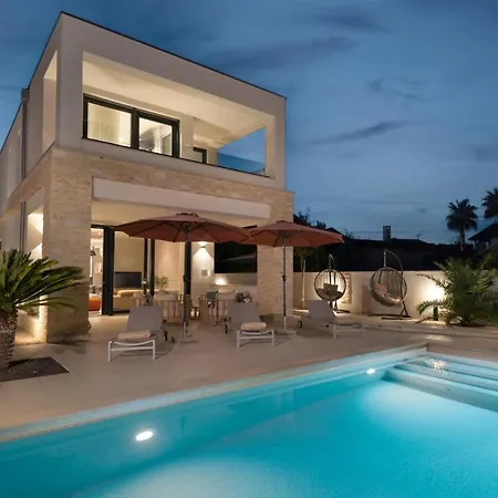 La Thea Lt Croatia Βίλα